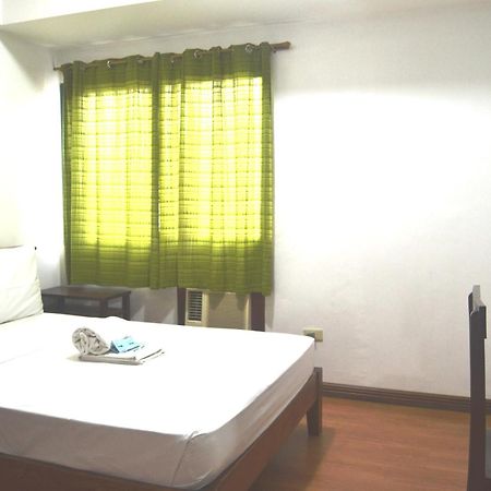 Isabelle Royale Paranaque Paranaque City Exterior photo