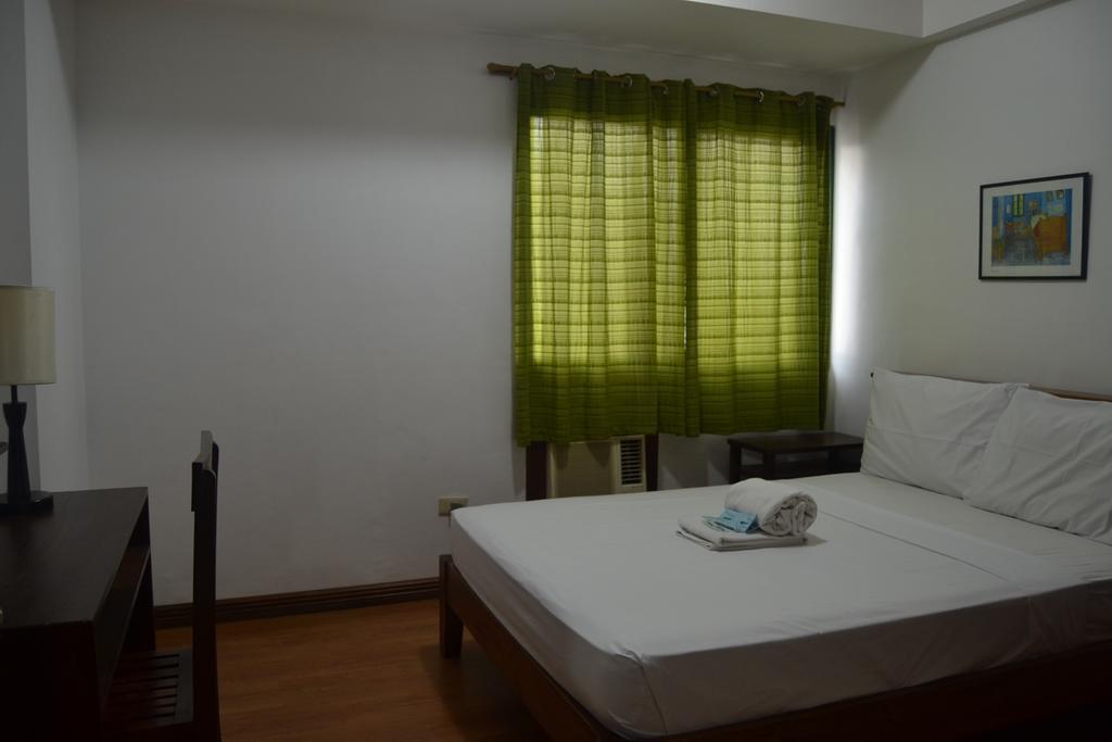 Isabelle Royale Paranaque Paranaque City Exterior photo