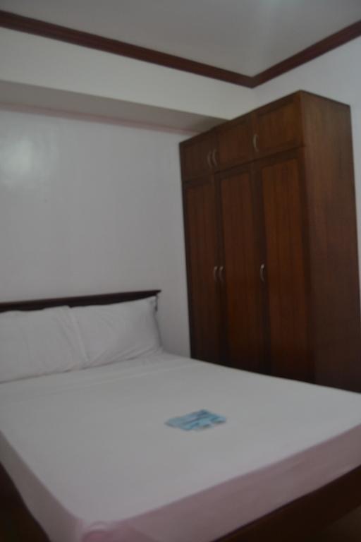 Isabelle Royale Paranaque Paranaque City Exterior photo