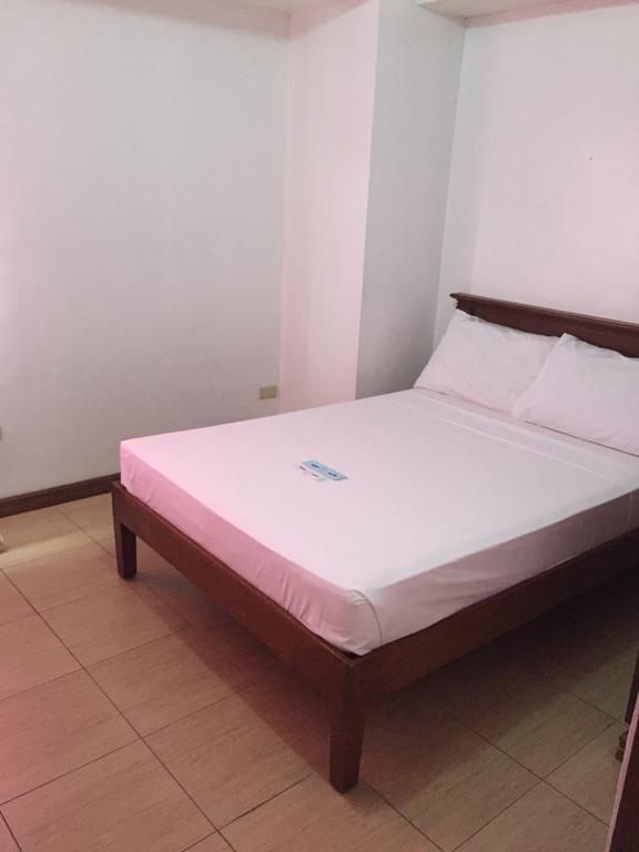 Isabelle Royale Paranaque Paranaque City Exterior photo